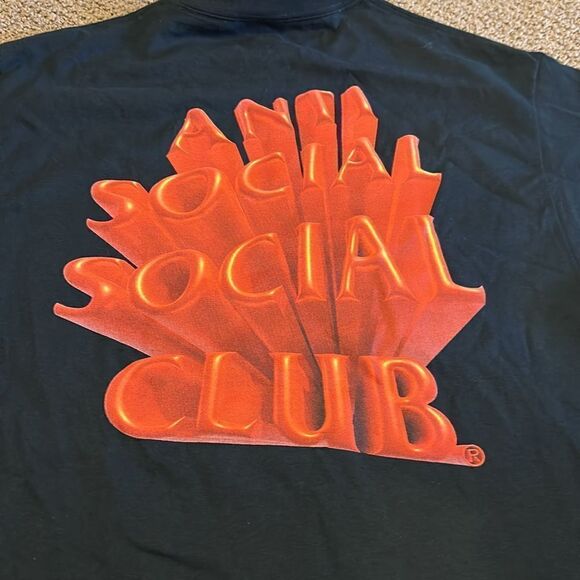 Anti Social Social Club Men’s Black with Red Graphic T-Shirt - Picture 5 of 6